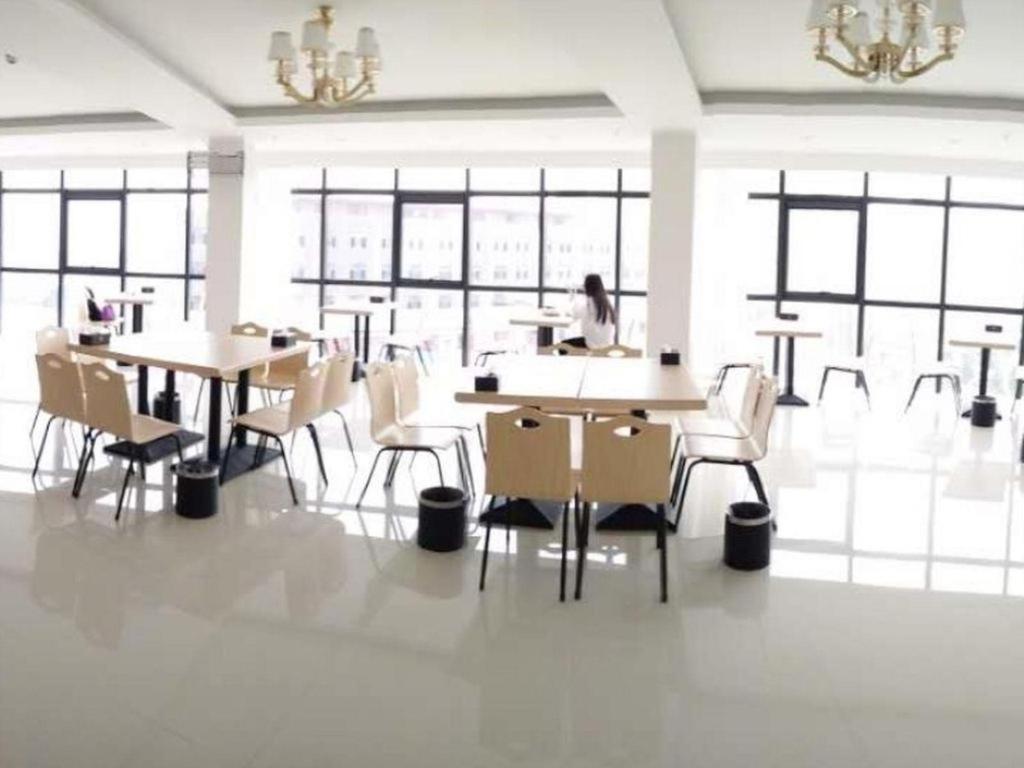 Greentree Inn Zhengzhou Xinzheng City Longhu Town Xiangyun Road Express Hotel Eksteriør bilde