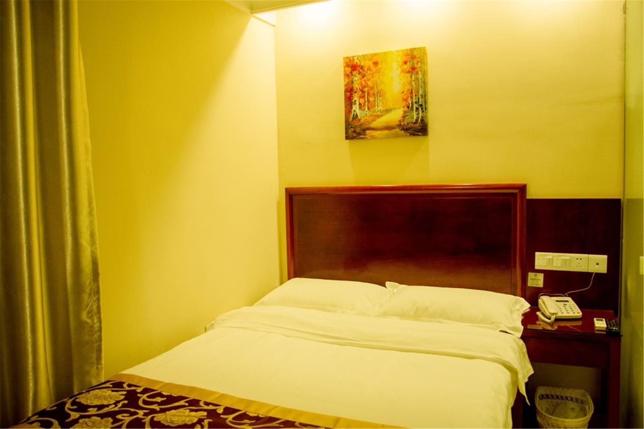 Greentree Inn Zhengzhou Xinzheng City Longhu Town Xiangyun Road Express Hotel Eksteriør bilde